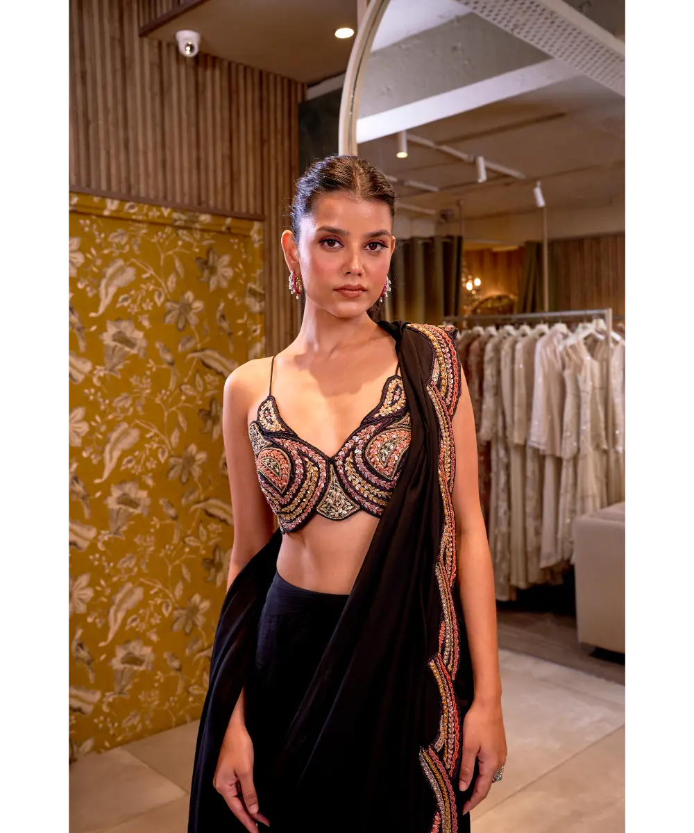 RIDHIMA BASIM - Shaha Saree Set